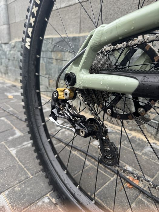 Commencal supreme v4 L 29 2022