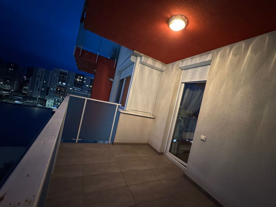 Apartment  lux de vânzare sau Schimb , Ared cu parcare  acoperita