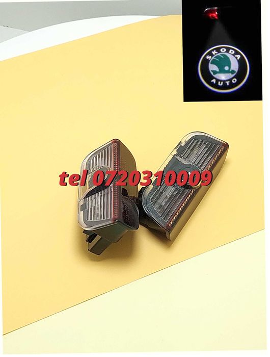 Set 2x Holograme Led Cu Logo Skoda Superb Pentru Portiere