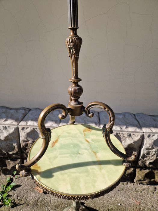 Уникален антикварен френски бронзов подов пепелник