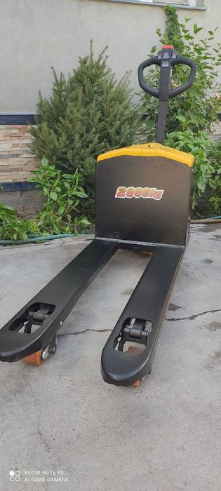 Складкой  техника рохли транспалет Heli breni