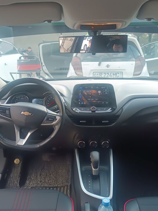 ONIX  срочно продам . В идеальном состоянии