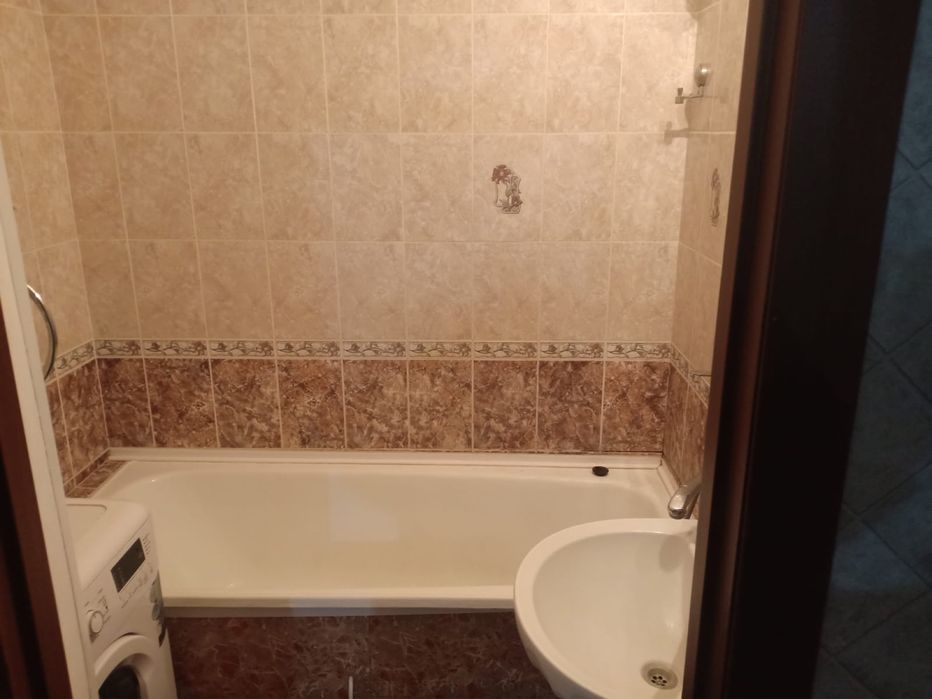 Сдам квартиру семейным в 14 мкр