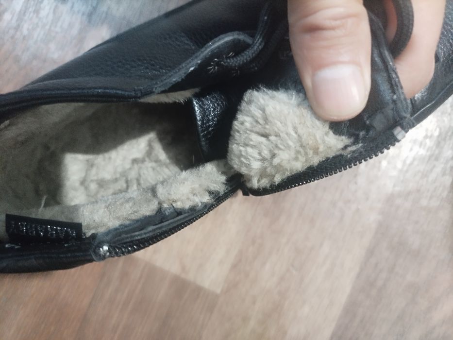 Мужской ботинки  размер 40