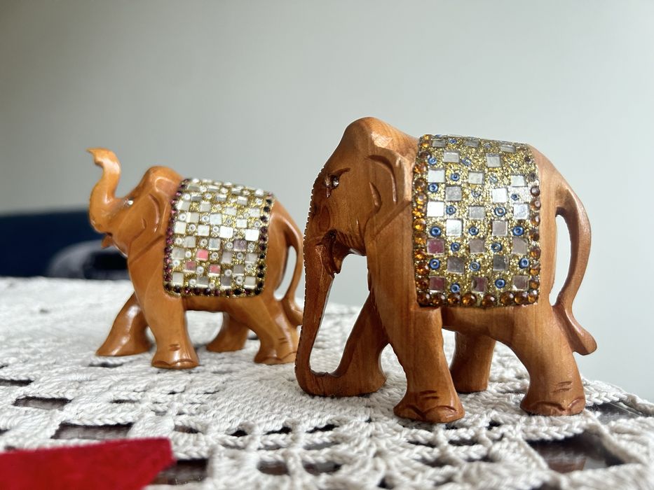 Дървени фигурки Слончета