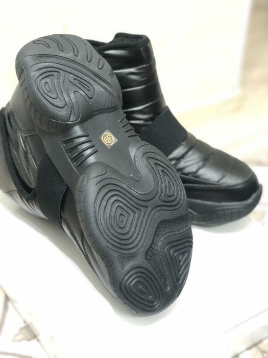 Продам обувь