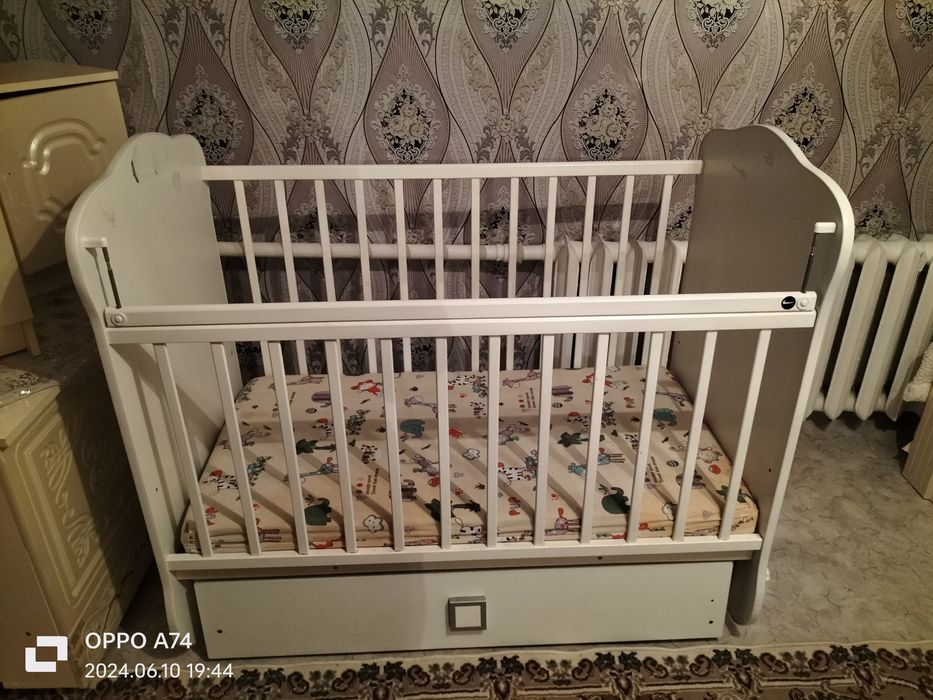 Срочно Продам манеж в хорошем состоянии