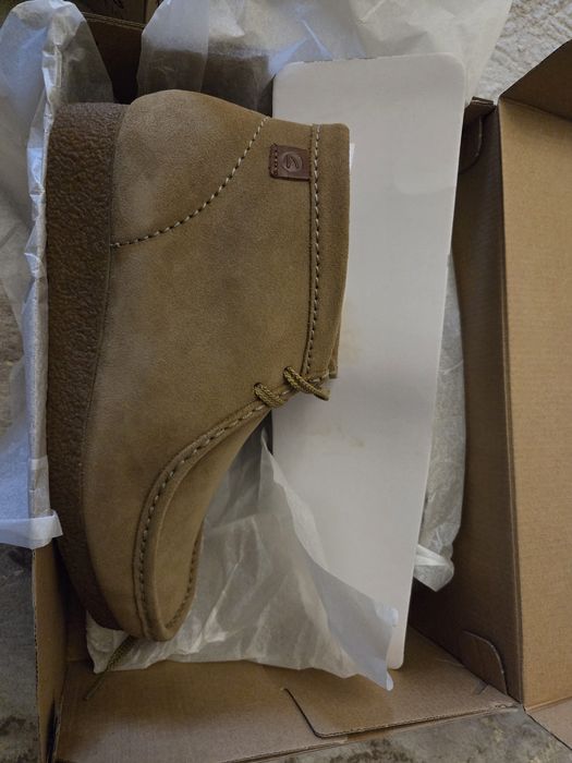 Ботинки Clarks Desert Chukka Boots. 43р. Новые оргинал. Замша