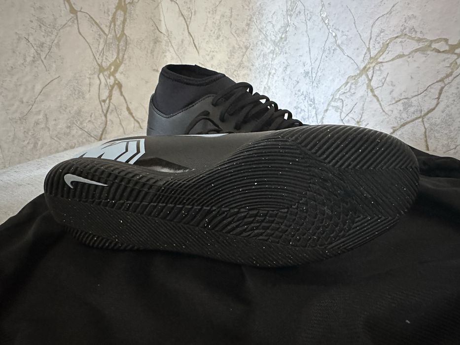 Nike Mercurial Superfly 10 Club Indoor Court High-Top