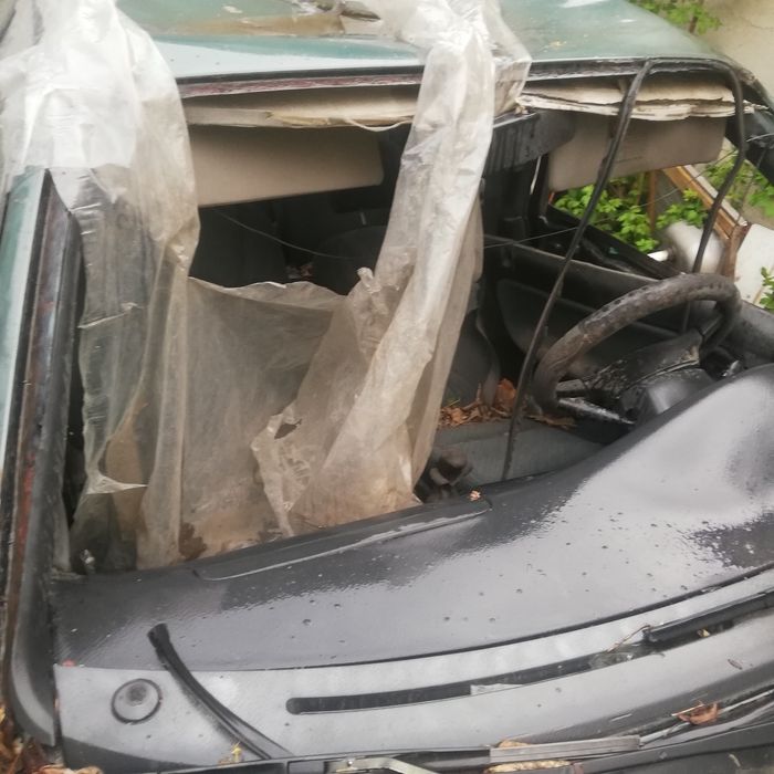 Автомобиль мазда