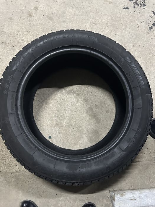Шины зимний 225/55R18