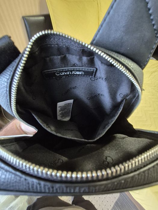 Мъжка чантичка Calvin Klein