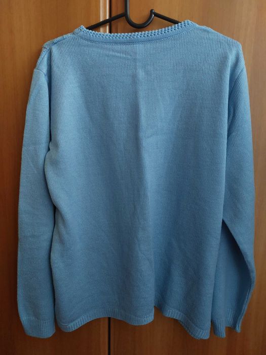 Pulover bleo cu model