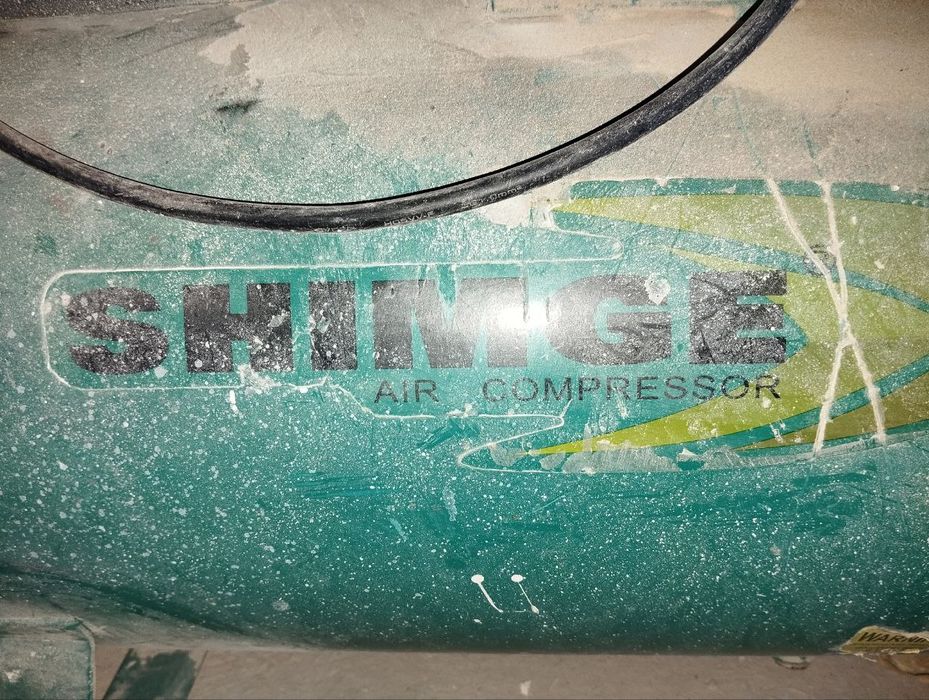 Kampressor bu 50 litr rabochiy 8 bar