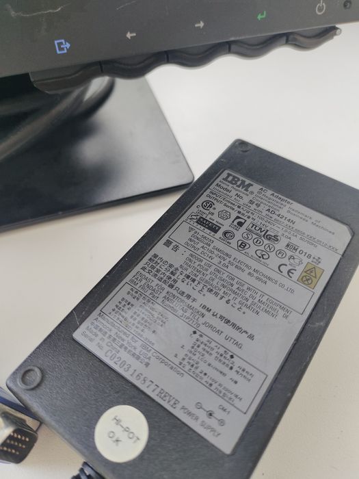 Ноутбук IBM 1 поколения