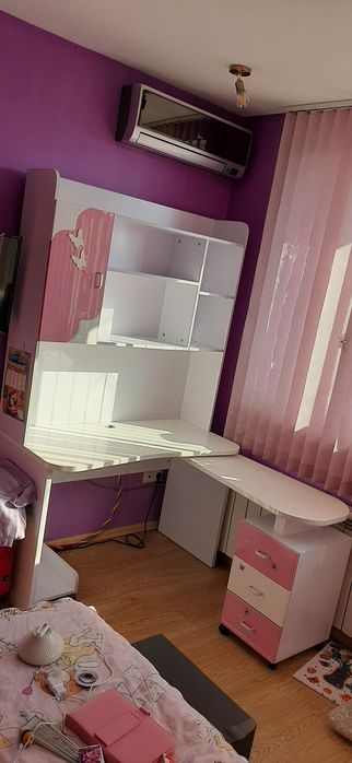 Детско бюро с надстройка