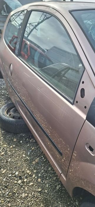 USA DREAPTA FATA RENAULT TWINGO 2011