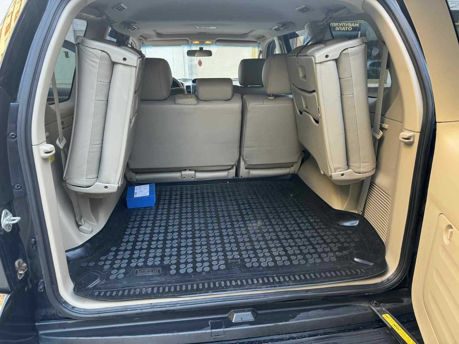 toyota land cruiser j120 luxyry кожа нави печка теглич