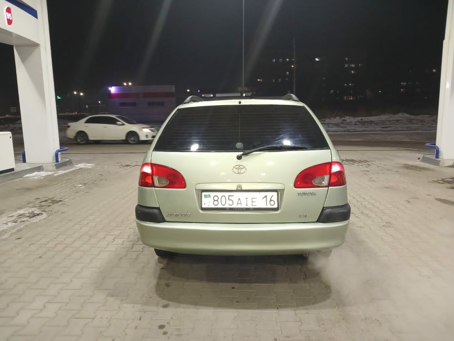 Продаю Тайота Авенсис