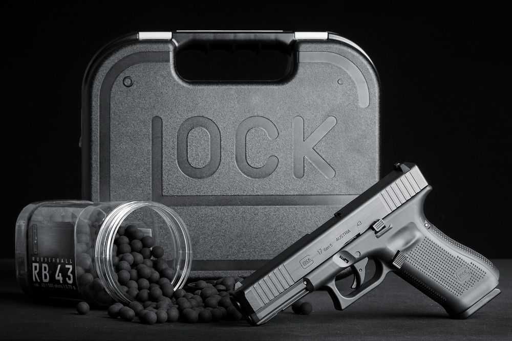 Pistol Glock ~ ORIGINAL !! 20JOULI ! ~ Cel Mai Puternic + Bile Cauciuc