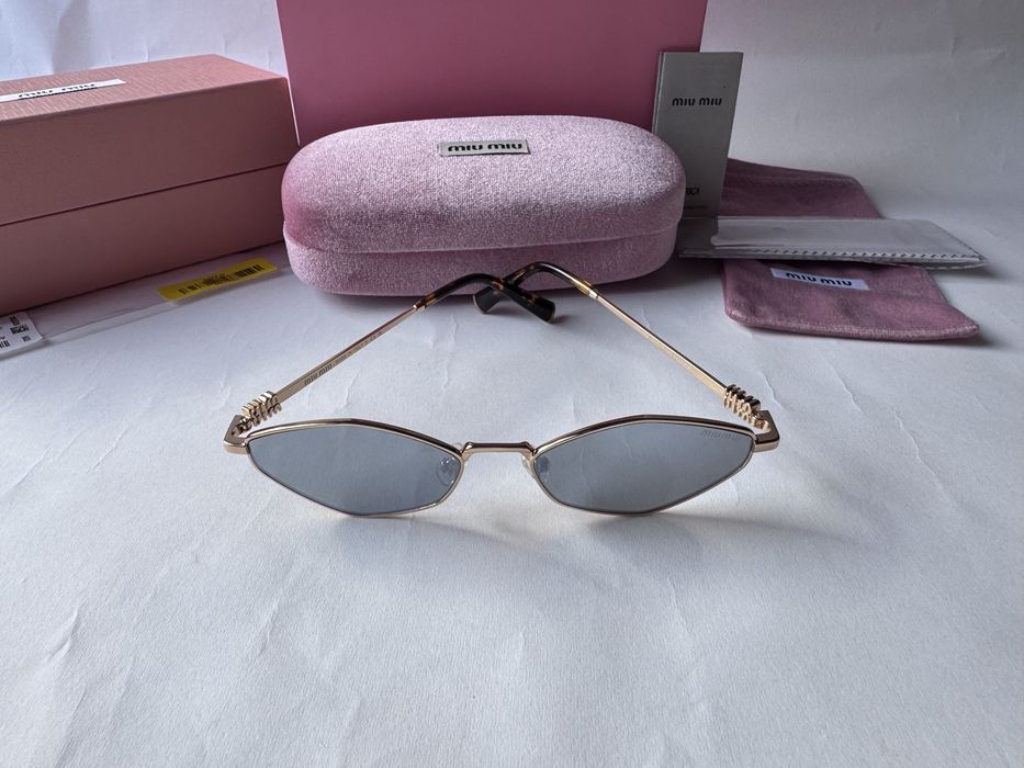 Ochelari de soare Miu Miu SMU56Z 56-17 145, Noi