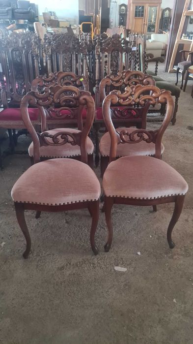 стол луи с плюшена дамаска