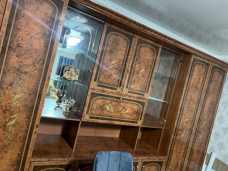 Стенка шкаф за 230 000