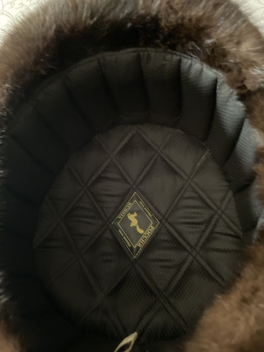 Норковая шапка…..