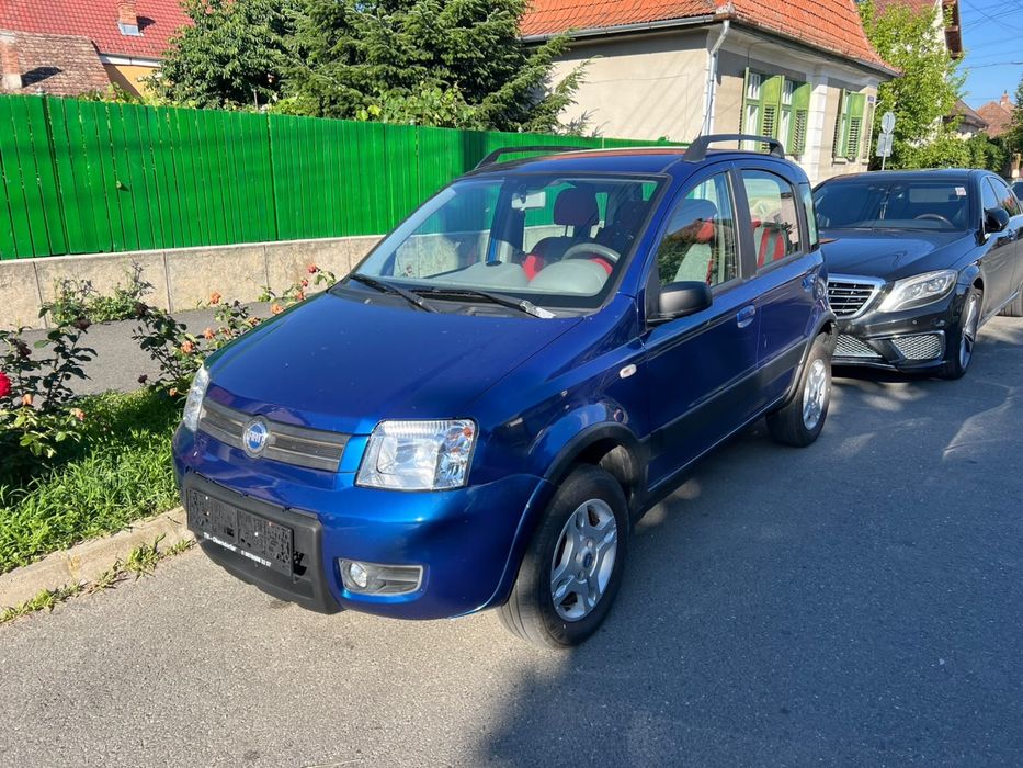 Fiat Panda 1.3 benzina / 4x4 /clima