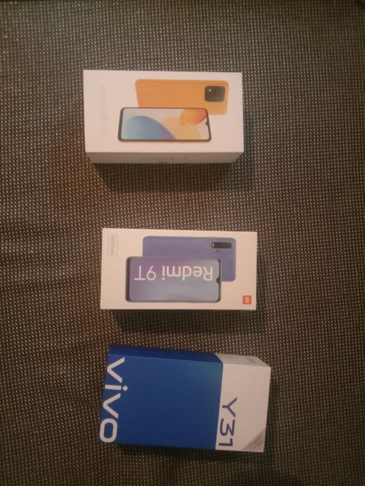 Продам коробки из под смартфонов
