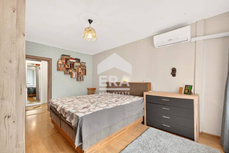 Продава се Тристаен апартамент в Варна, Аспарухово - 81 кв.м за 2062 €/кв.м - Снимка #10