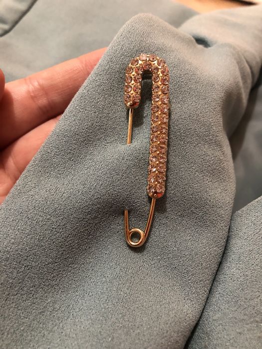 Красиви и модерни брошки