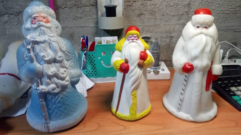 Пластиковые Дед мороз и снегурочка ссср