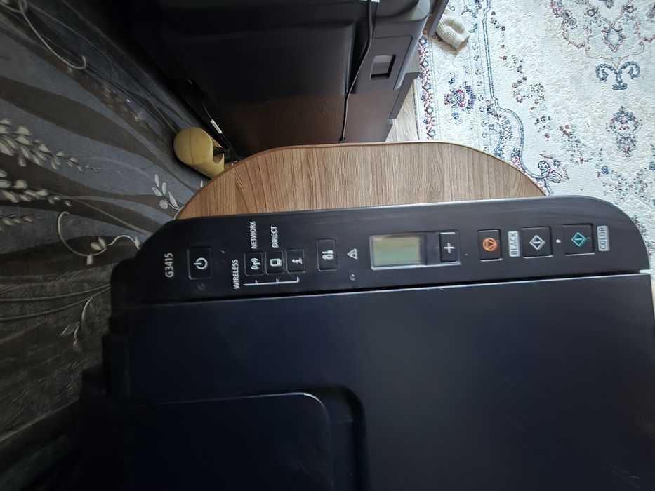 Продам струйный принтер (3 в 1) , Цветной (б/у)