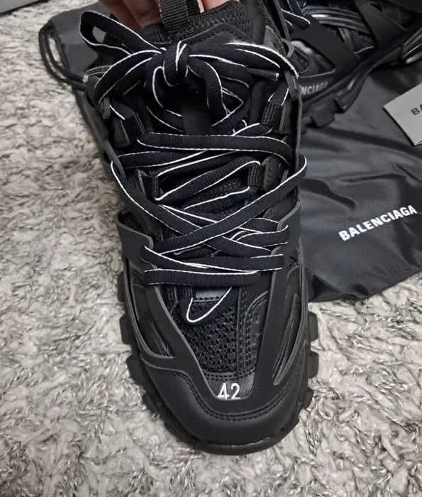 Sneakers Balenciaga Tracks Black cu eticheta marimea 39 (nu Nike, Gucci, Adidas, Balenciaga)
