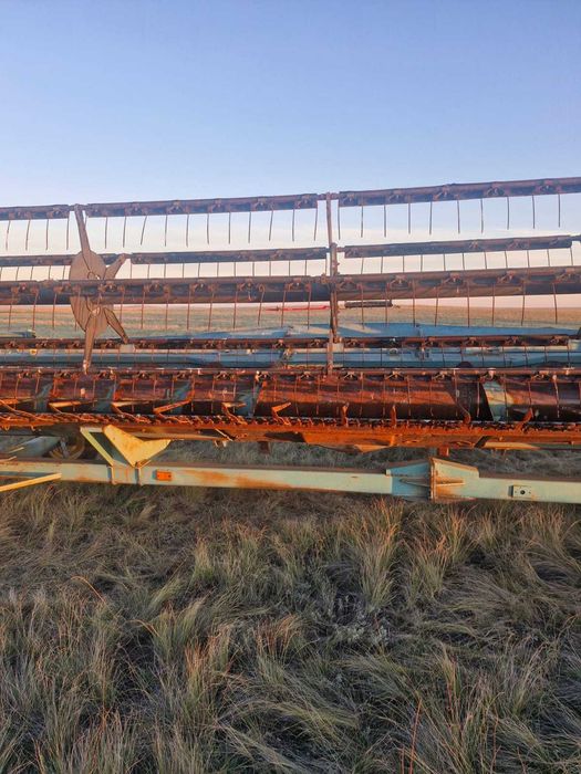 Продам Комбайн Eсиль 740