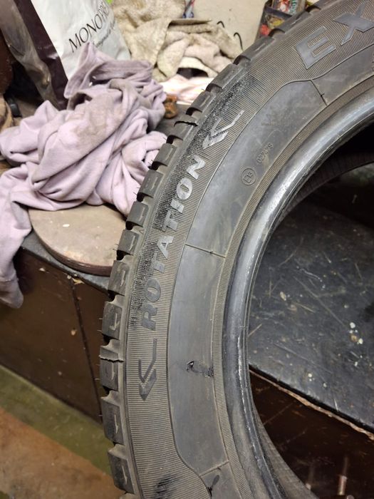 Покрышка автомобильная