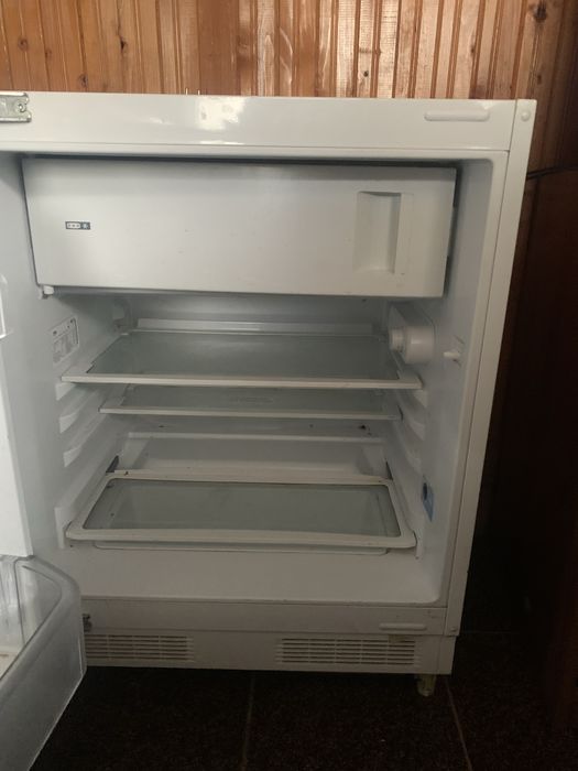 Хладилник мини бар