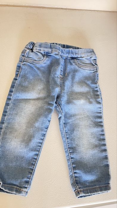 Бебешки дънки H&M 80-86