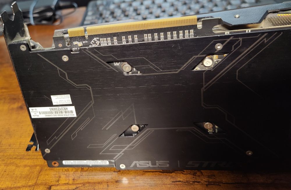 Placă video ASUS ROG STRIX RX 580 8GB – stare foarte bună