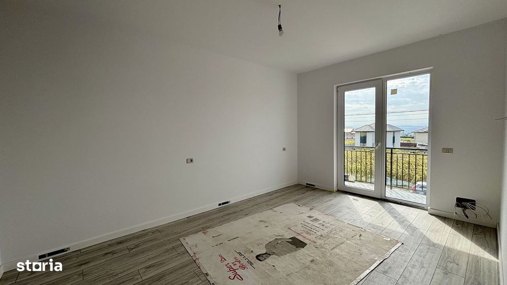 Casă P+1 single cu beci Valea Lupului