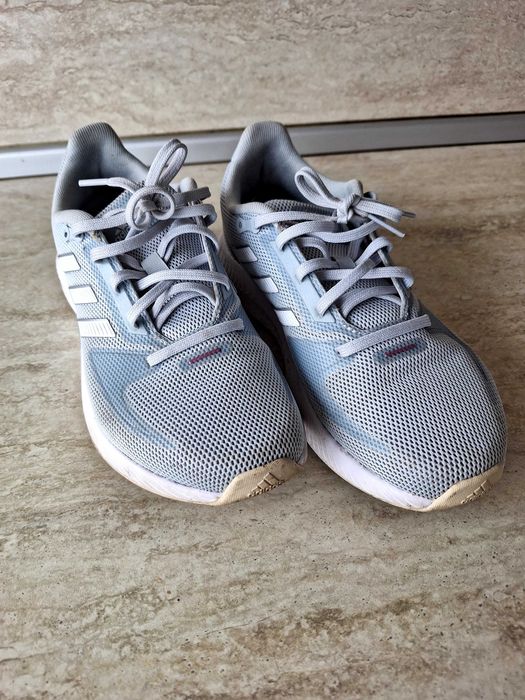 Дамски маратонки Adidas / Skechers