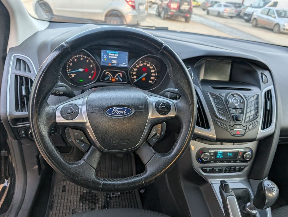 Ford Focus 1.6 Ecoboost 150cp E5 2011 , 247k , Titanium