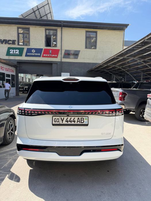 Dongfeng EP008 ultra