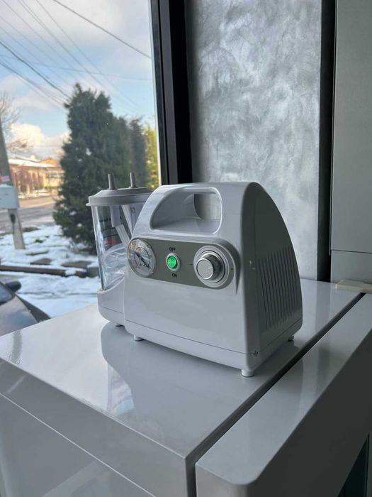 Отсос медицинский [ Вакуумный отсасыватель малой мощности [atsos