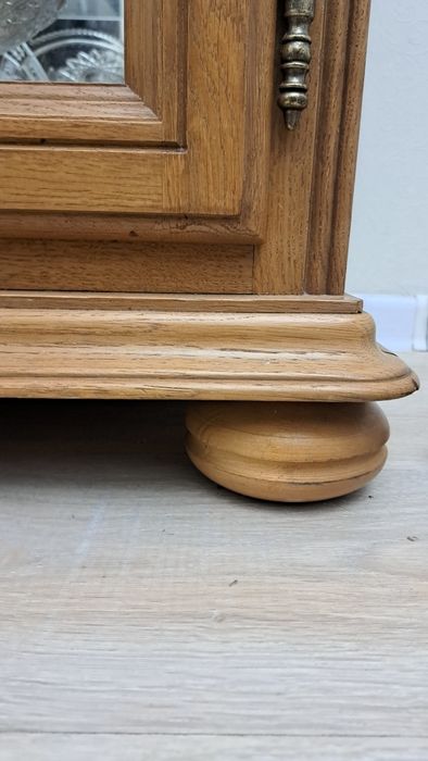 Белорусский комод с зеркалом