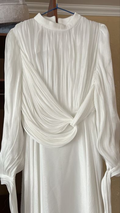 Платья на выпускной и не только