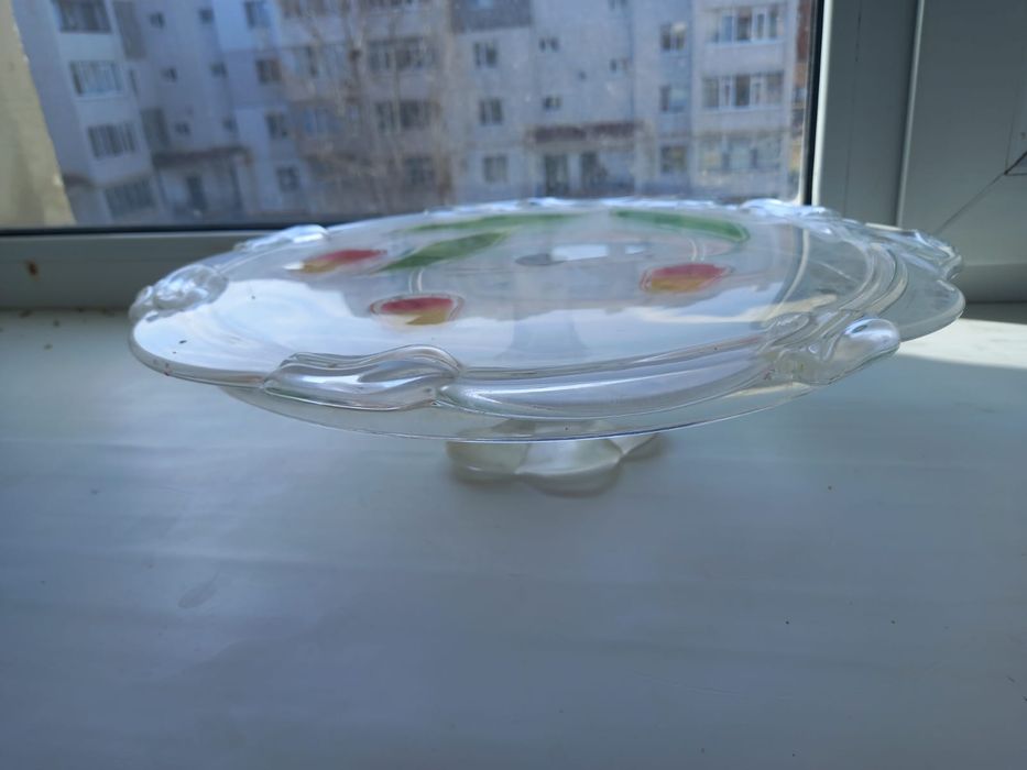 Тортовница стеклянная
