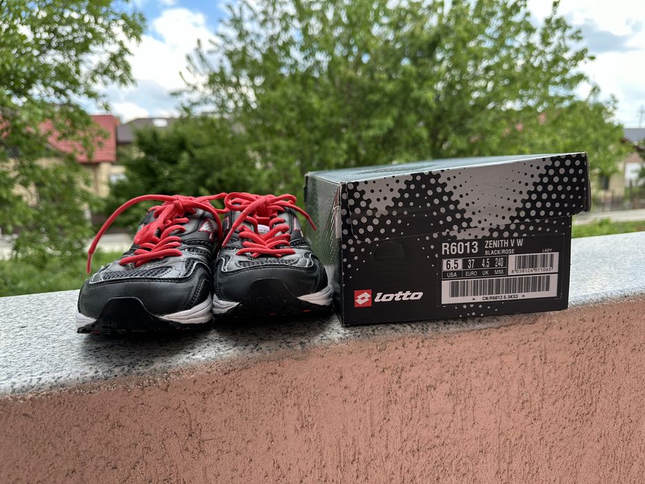 ncaltari Lotto marimea 37