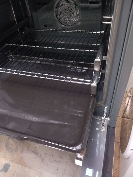 Иноксова фурна за вграждане Neff  Made in Germany 2 години гаранция